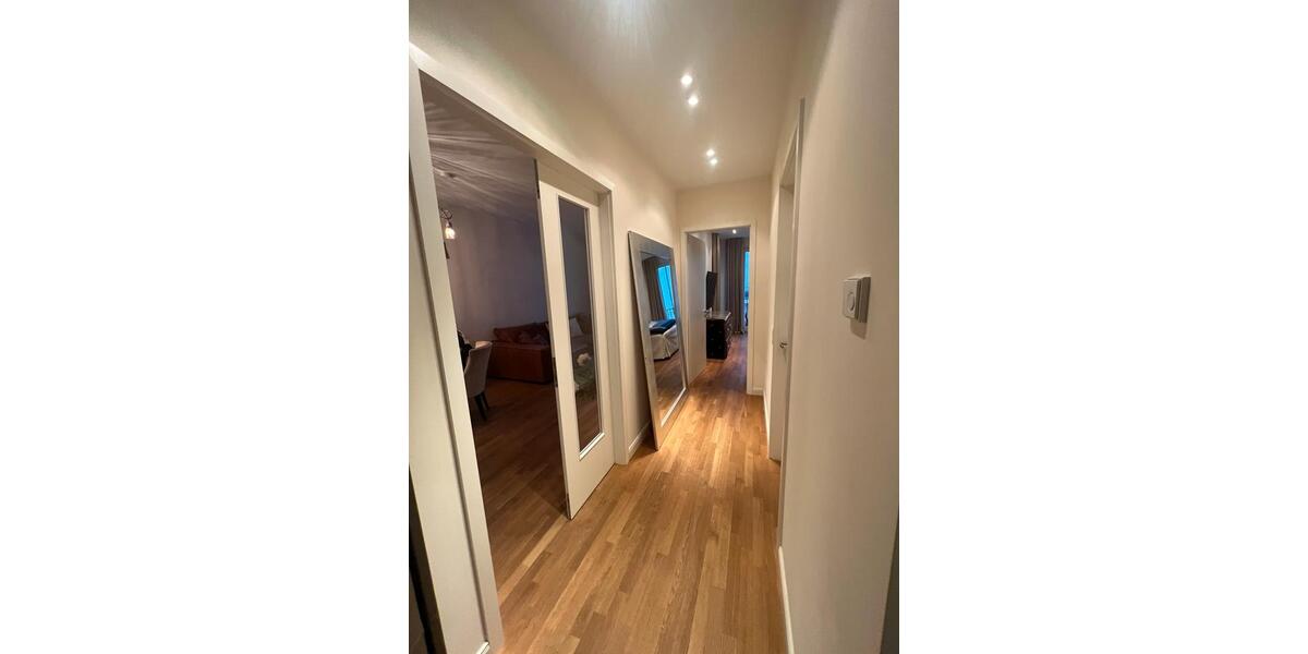 Etagenwohnung Düsseldorf Heerdt - 2 Zimmer, 65 m&sup2;, 620.000&euro; | Angebot:27096074