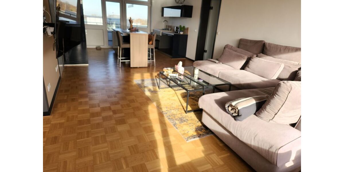 Provisionsfrei* Golzheim - wegen Auswanderung direkt vom Eigentuemer sanierte 4 Zi- Wohnung mit hochwertiger Kueche - 4- Düsseldorf Stadtbezirk 5 | Angebot:26758552