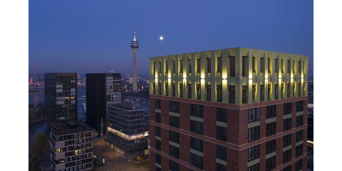 Etagenwohnung Düsseldorf Hafen - 3 Zimmer, 72 m&sup2;, 3.000&euro; | Angebot:25444177