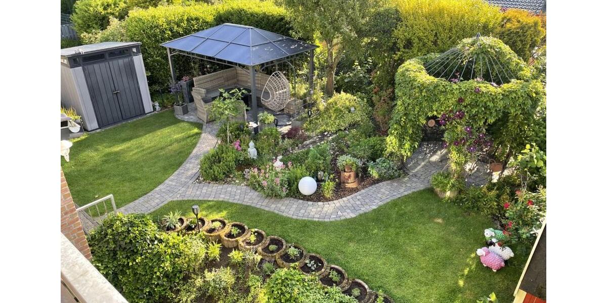 Doppelhaushälfte Alpen - 8 Zimmer, 222 m&sup2;, 599.000&euro; | Angebot:25156551