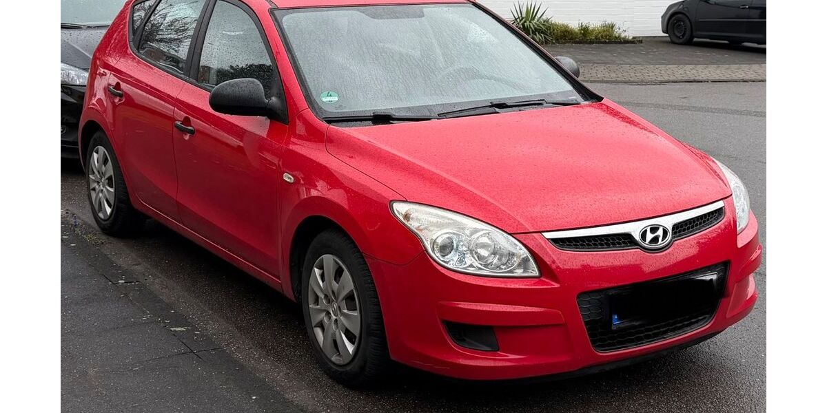 Hyundai i30 107.000 km 3.650 &euro; Hünxe 46569
