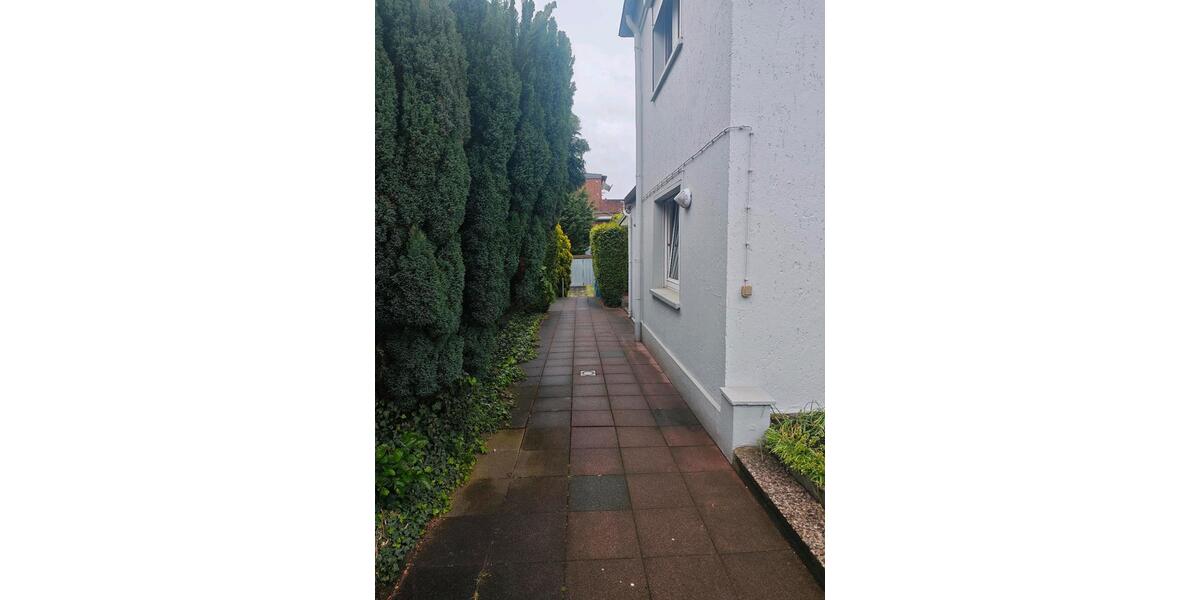 Erdgeschoßwohnung Duisburg Hochheide - 2 Zimmer, 77 m&sup2;, 240.000&euro; | Angebot:26721509