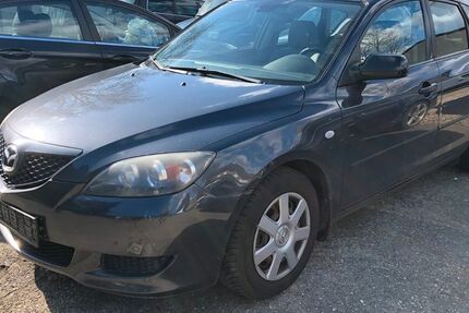 Mazda 3 322.765 km 990 &euro; Düsseldorf 40231