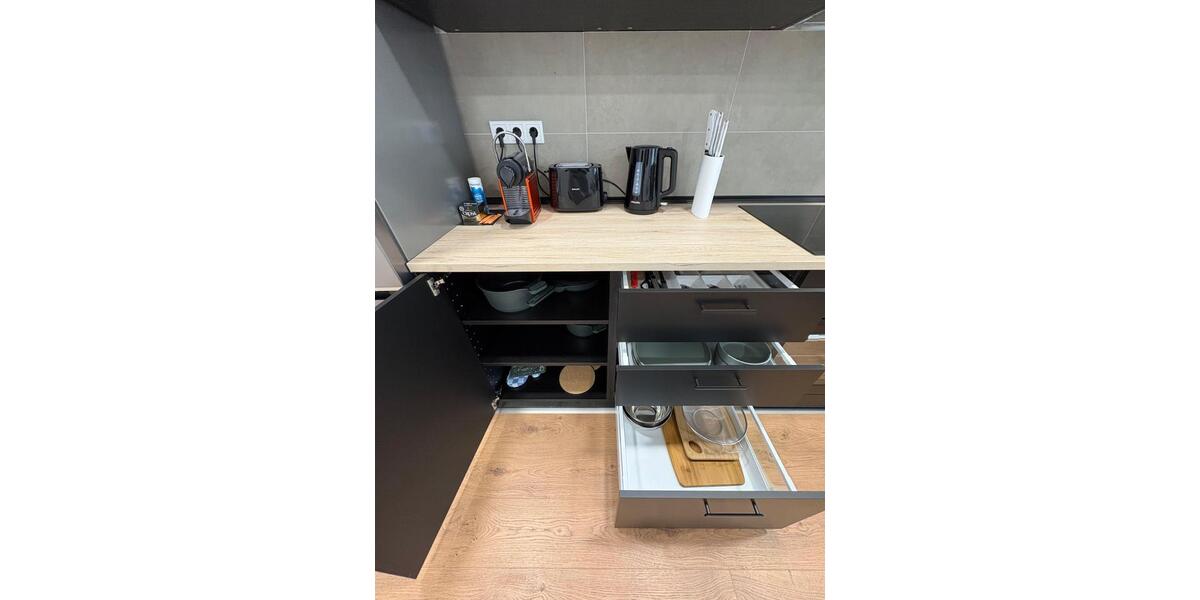 Etagenwohnung Essen Stadtbezirk II - 2 Zimmer, 55 m&sup2;, 1.300&euro; | Angebot:25887552