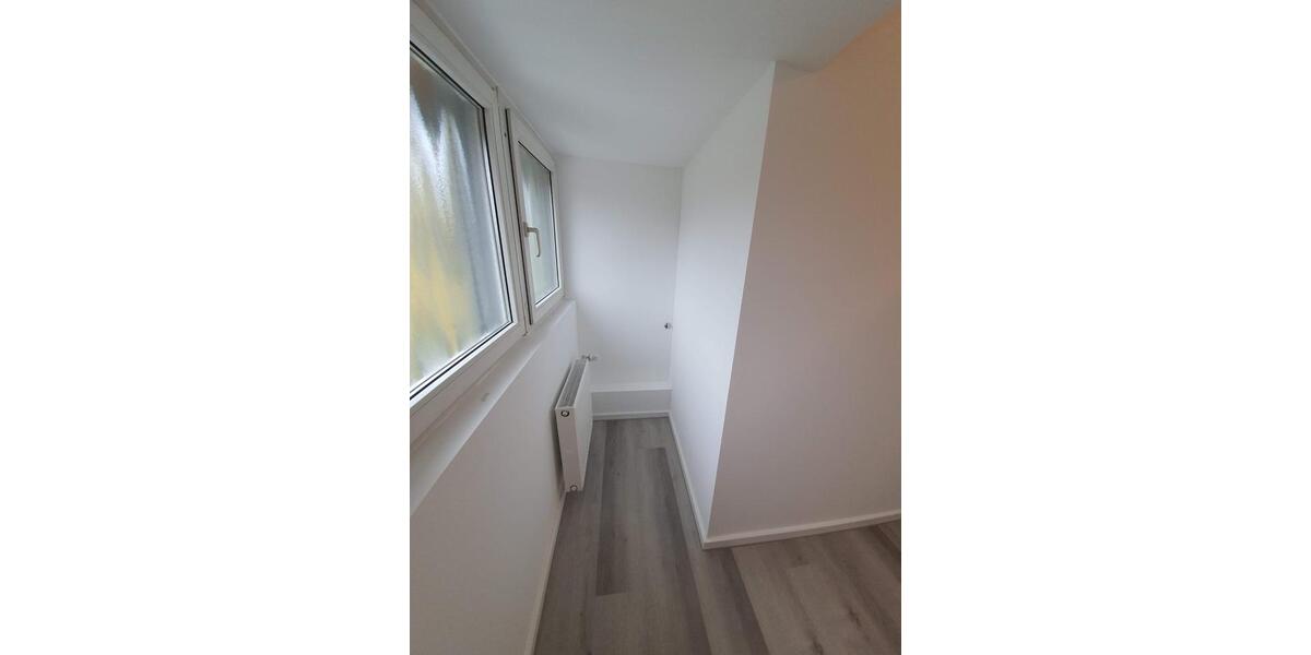 Etagenwohnung Moers Rheinkamp - 3 Zimmer, 81 m&sup2;, 700&euro; | Angebot:25874674