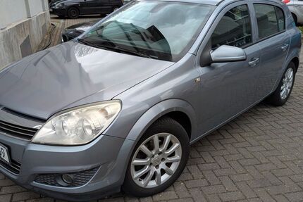 Opel Astra 63.990 km 3.950 &euro; Mülheim-Ruhr 45473