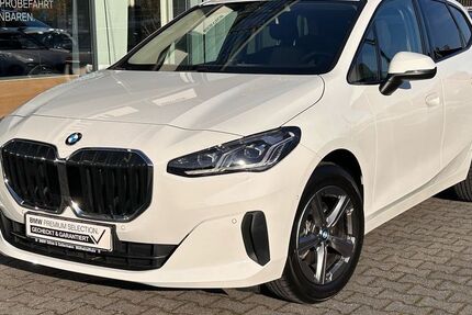 BMW 220 Active Tourer 10.427 km 28.960 &euro; Mülheim 45472