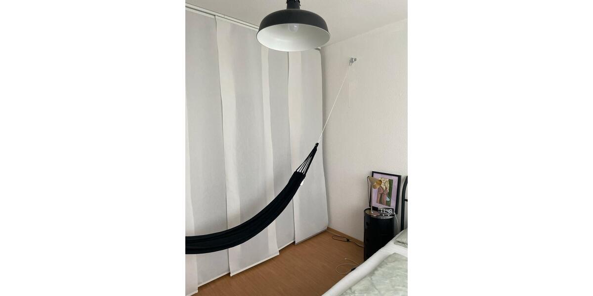 Etagenwohnung Duisburg - 2 Zimmer, 43 m&sup2;, 850&euro; | Angebot:25052504