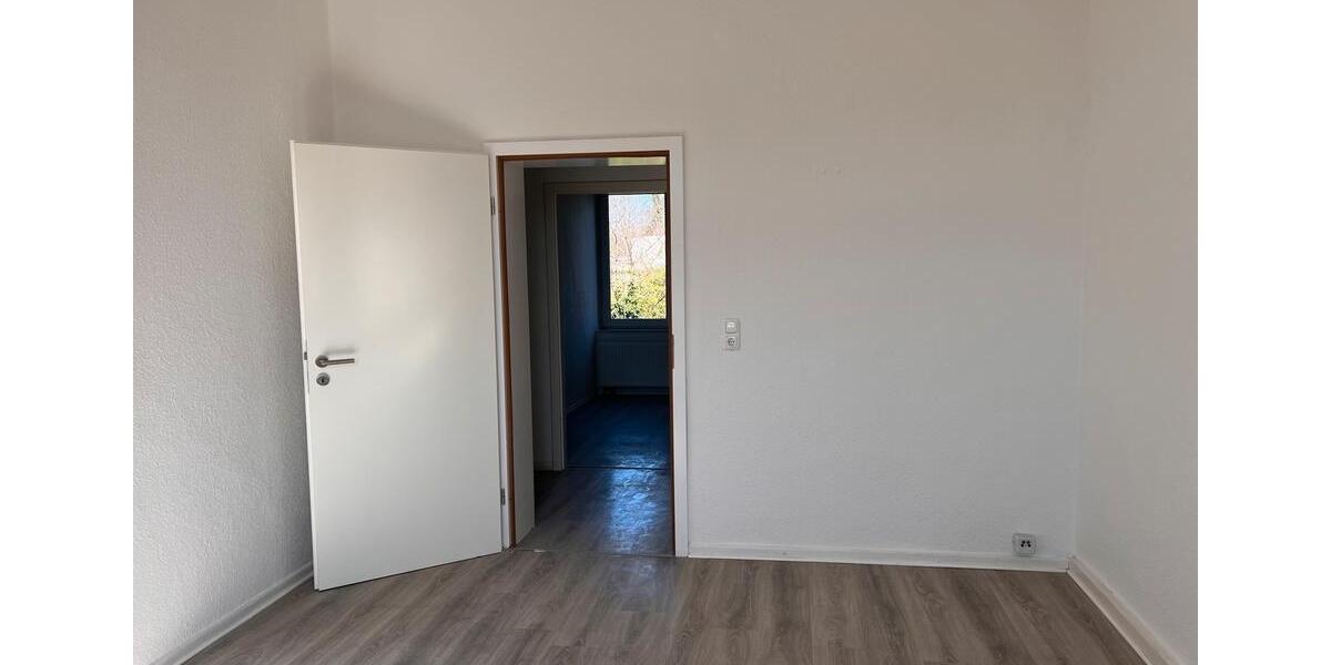 Etagenwohnung Duisburg Mittelmeiderich - 2 Zimmer, 54 m&sup2;, 560&euro; | Angebot:25764270