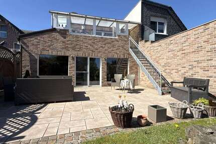 Haus Bottrop Feldhausen - 7 Zimmer, 184 m&sup2;, 599.000&euro; | Angebot:26679757