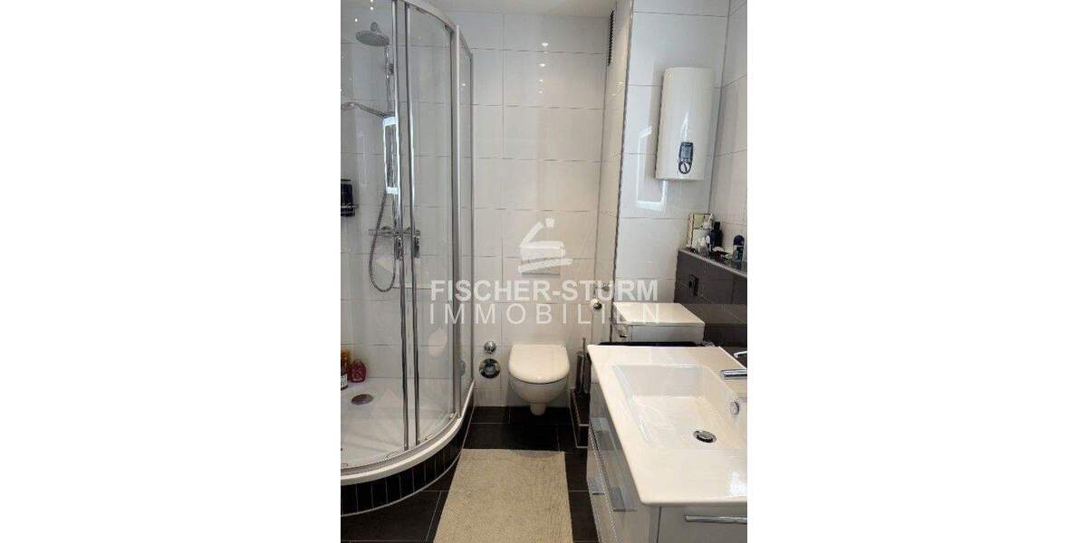 Etagenwohnung Düsseldorf Oberkassel - 2 Zimmer, 58 m&sup2;, 329.000&euro; | Angebot:25702080