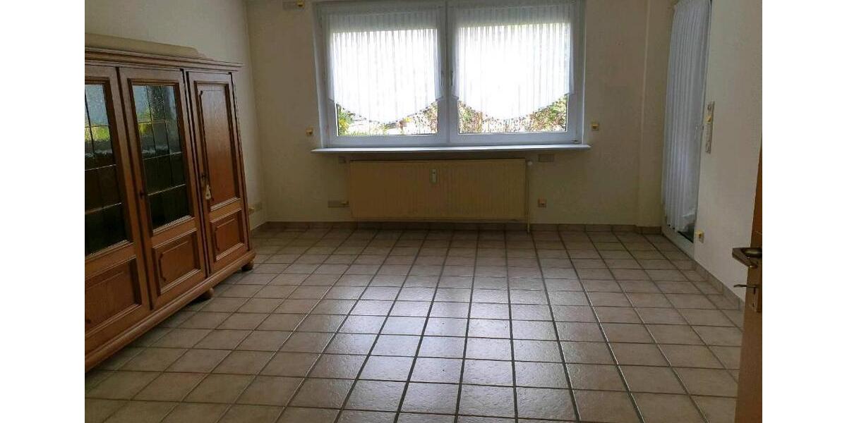 Erdgeschoßwohnung Moers Rheinkamp - 3 Zimmer, 67 m&sup2;, 810&euro; | Angebot:25961264