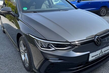VW Golf 25.200 km 24.399 &euro; Mülheim / Ruhr 45473
