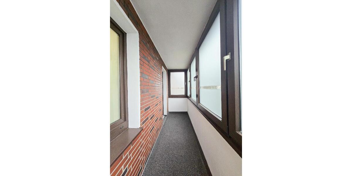 Etagenwohnung Duisburg Hamborn - 2.5 Zimmer, 96 m&sup2;, 780&euro; | Angebot:25918597