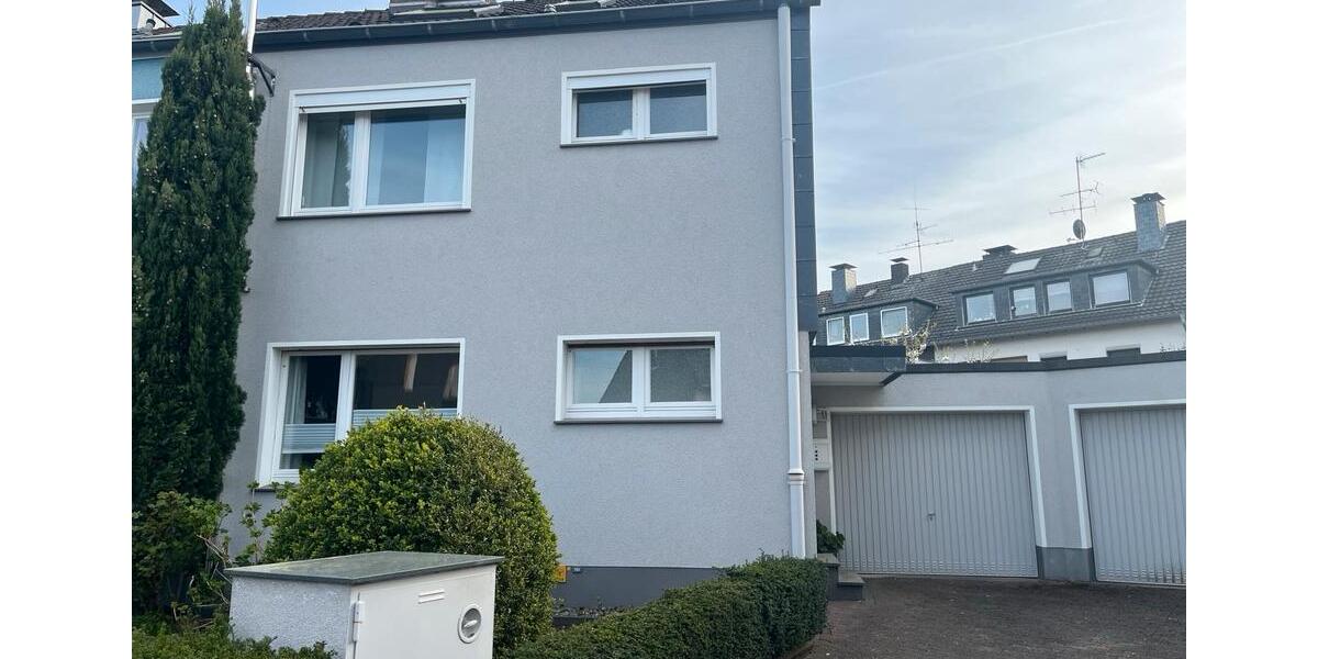 Reihenhaus Essen Stadtbezirk IV - 6.5 Zimmer, 125 m&sup2;, 410.000&euro; | Angebot:26675939