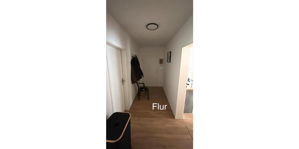 Etagenwohnung Duisburg Mittelmeiderich - 4 Zimmer, 93 m&sup2;, 1.150&euro; | Angebot:25909281