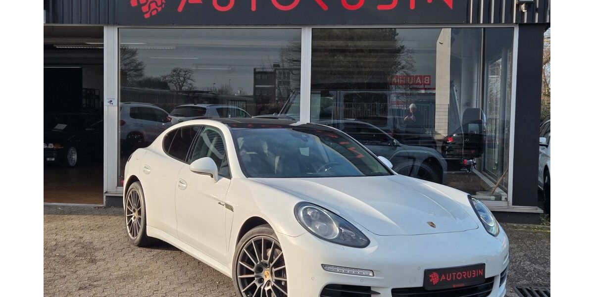 Porsche Panamera 99.307 km 36.900 &euro; Krefeld 47803