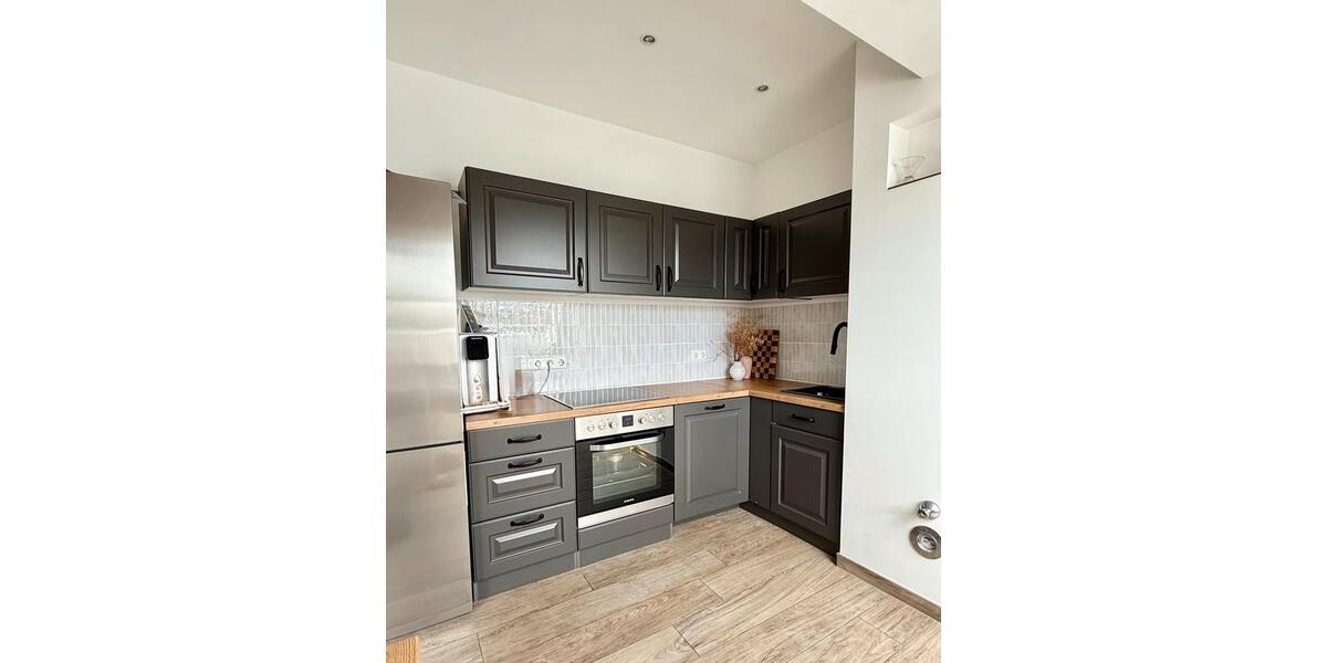 Dachgeschoßwohnung Krefeld Benrad - 2 Zimmer, 63 m&sup2;, 720&euro; | Angebot:26640751