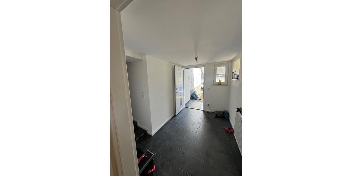 Etagenwohnung Düsseldorf Niederkassel - 4 Zimmer, 106 m&sup2;, 950&euro; | Angebot:26608721