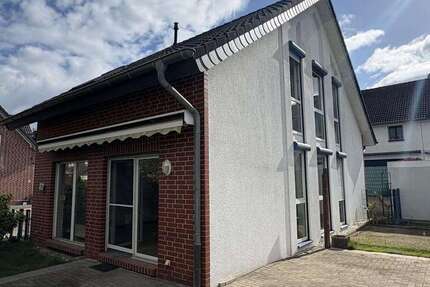 Haus Moers Rheinkamp - 4 Zimmer, 110 m&sup2;, 385.000&euro; | Angebot:26731887