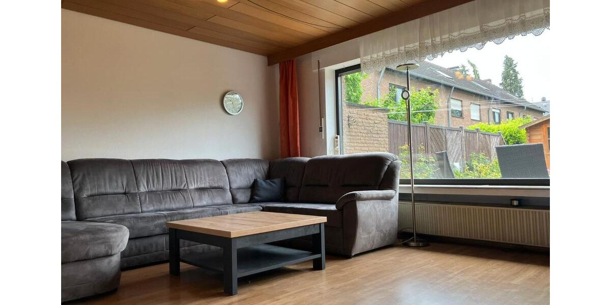 Reihenhaus Krefeld Fischeln - 4 Zimmer, 104 m&sup2;, 333.000&euro; | Angebot:27297142