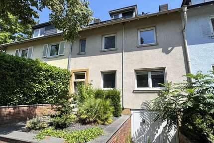 Haus Mönchengladbach Nord - 9 Zimmer, 201 m&sup2;, 430.000&euro; | Angebot:25349494