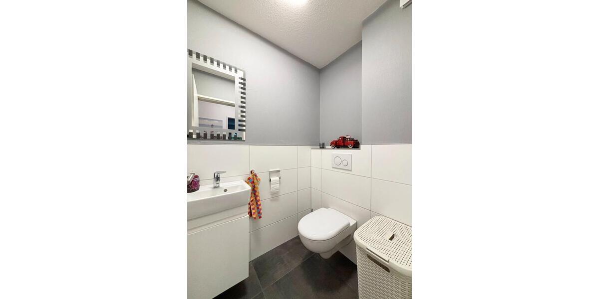 Etagenwohnung Voerde (Niederrhein) - 3 Zimmer, 89 m&sup2;, 920&euro; | Angebot:26050252