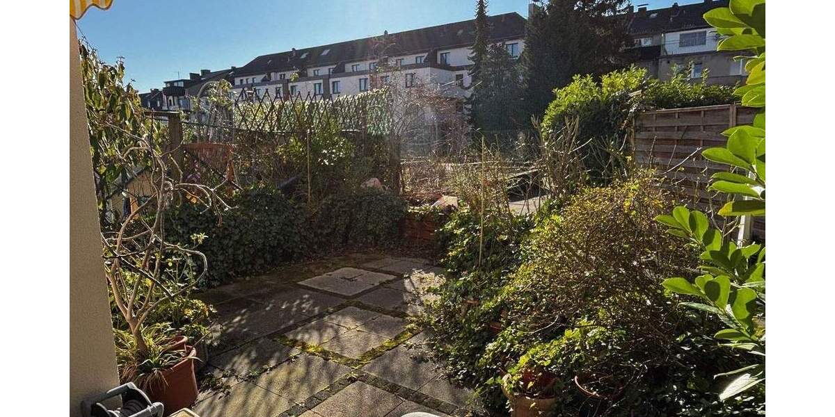 Etagenwohnung Krefeld Cracau - 3 Zimmer, 95 m&sup2;, 169.000&euro; | Angebot:25741183