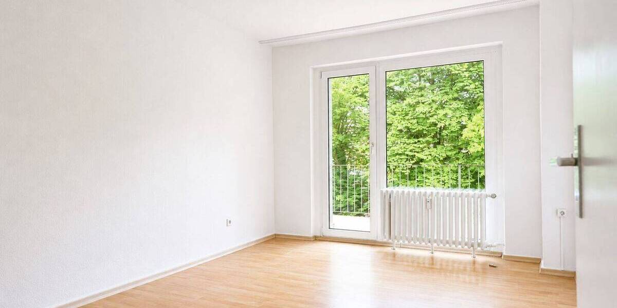 Etagenwohnung Krefeld Bockum - 3 Zimmer, 107 m&sup2;, 990&euro; | Angebot:26740807