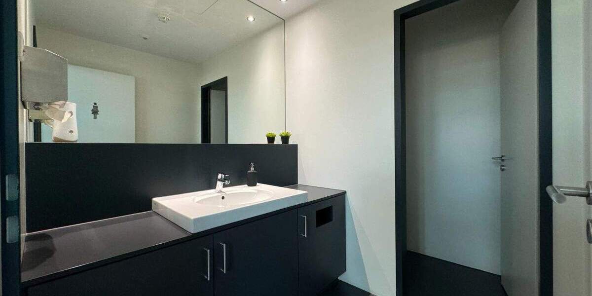 Gewerbeobjekt Düsseldorf Hafen - 12.000&euro; | Angebot:25898388