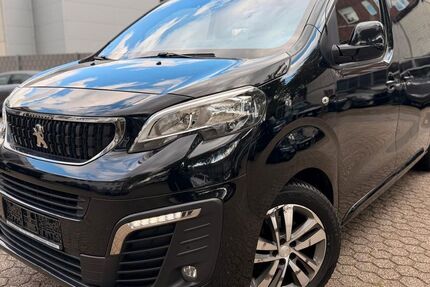 Peugeot Traveller 195.000 km 14.950 &euro; Düsseldorf 40233