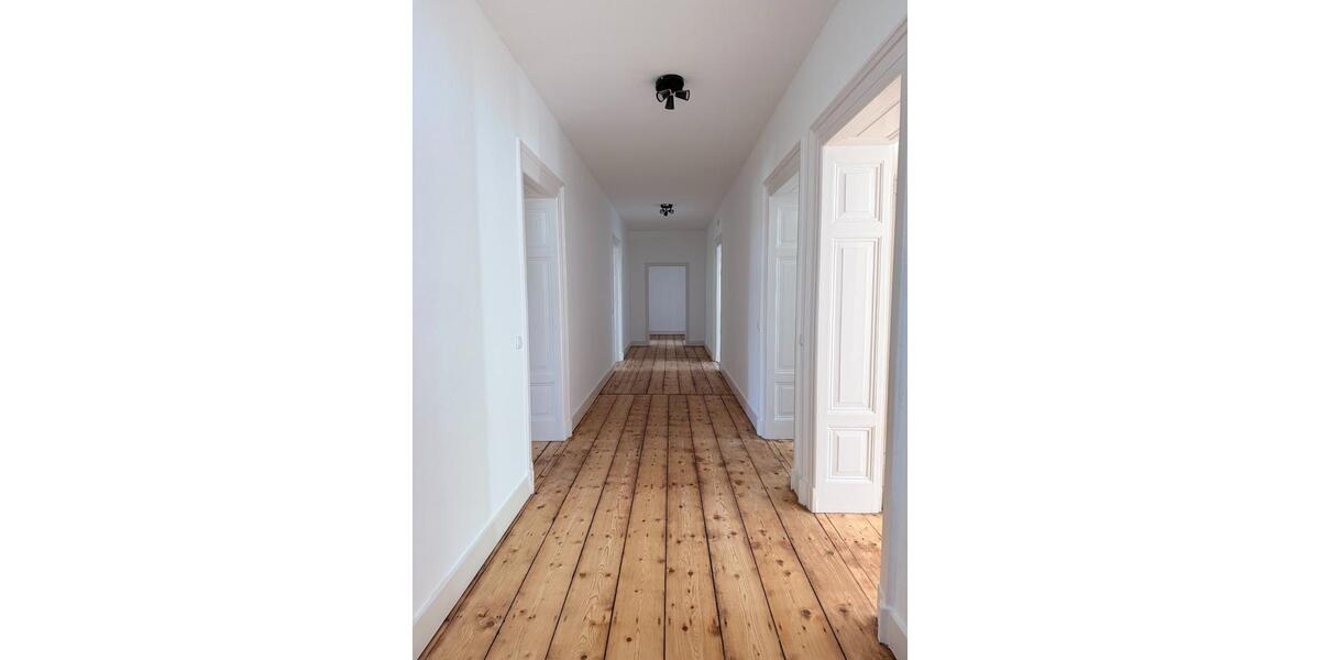 Etagenwohnung Nettetal - 4 Zimmer, 135 m&sup2;, 1.329&euro; | Angebot:26703023