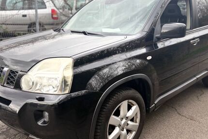 Nissan X-Trail 320.000 km 3.599 &euro; Bottrop 46238