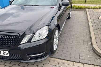 Mercedes-Benz E 500 191.000 km 18.000 &euro; Straelen 47638