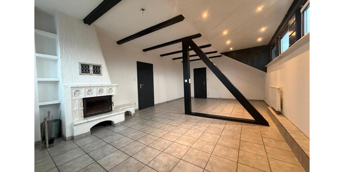 Etagenwohnung Duisburg Rheinhausen - 3 Zimmer, 93 m&sup2;, 1.300&euro; | Angebot:26696745