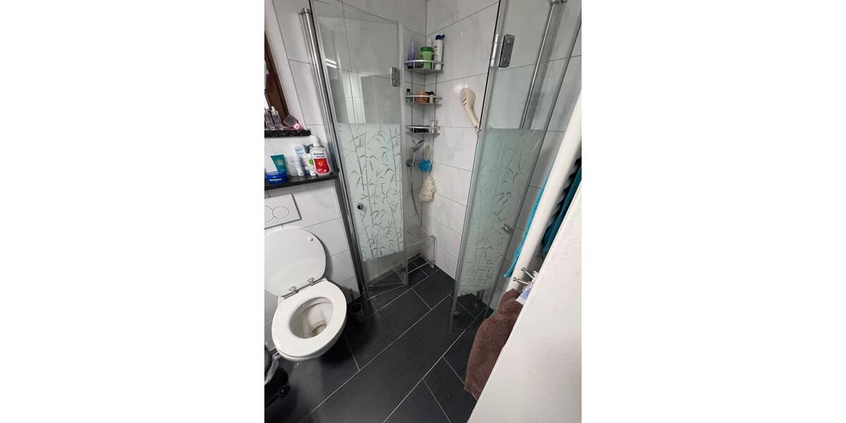 Erdgeschoßwohnung Krefeld - 2.5 Zimmer, 60 m&sup2;, 400&euro; | Angebot:26701728