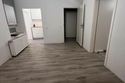 Wohnung Duisburg Duisburg-Mitte - 2 Zimmer, 43 m&sup2;, 400&euro; | Angebot:25195607