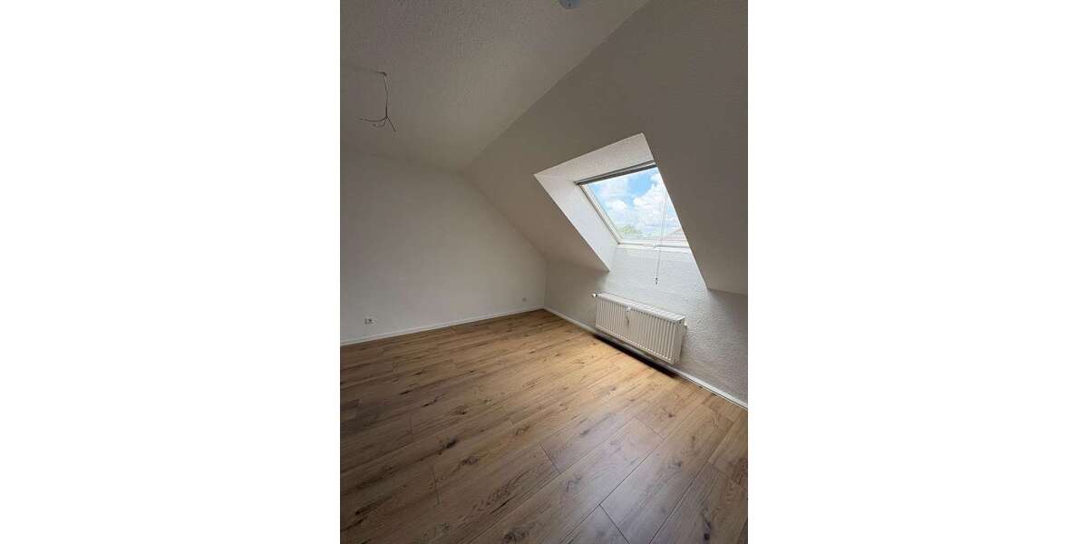 Etagenwohnung Oberhausen Neue Mitte - 3.5 Zimmer, 81 m&sup2;, 560&euro; | Angebot:27196856