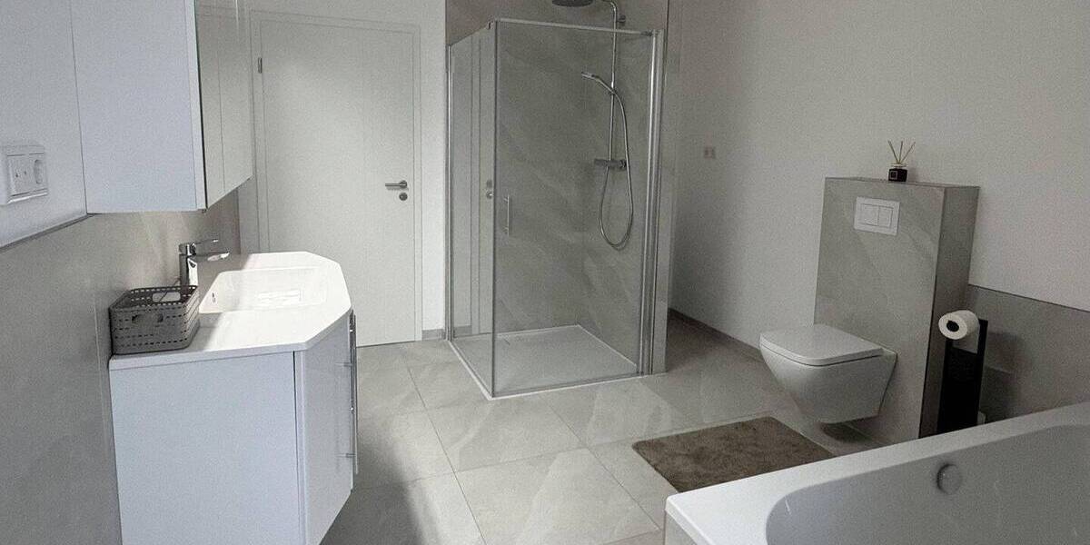 Reihenmittelhaus Willich Neersen - 5 Zimmer, 178 m&sup2;, 649.000&euro; | Angebot:26472889