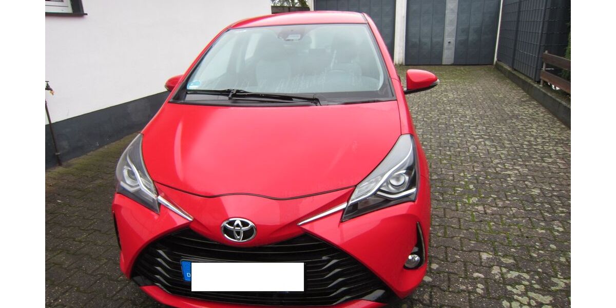 Toyota Yaris 28.000 km 11.000 &euro; Meerbusch 40668