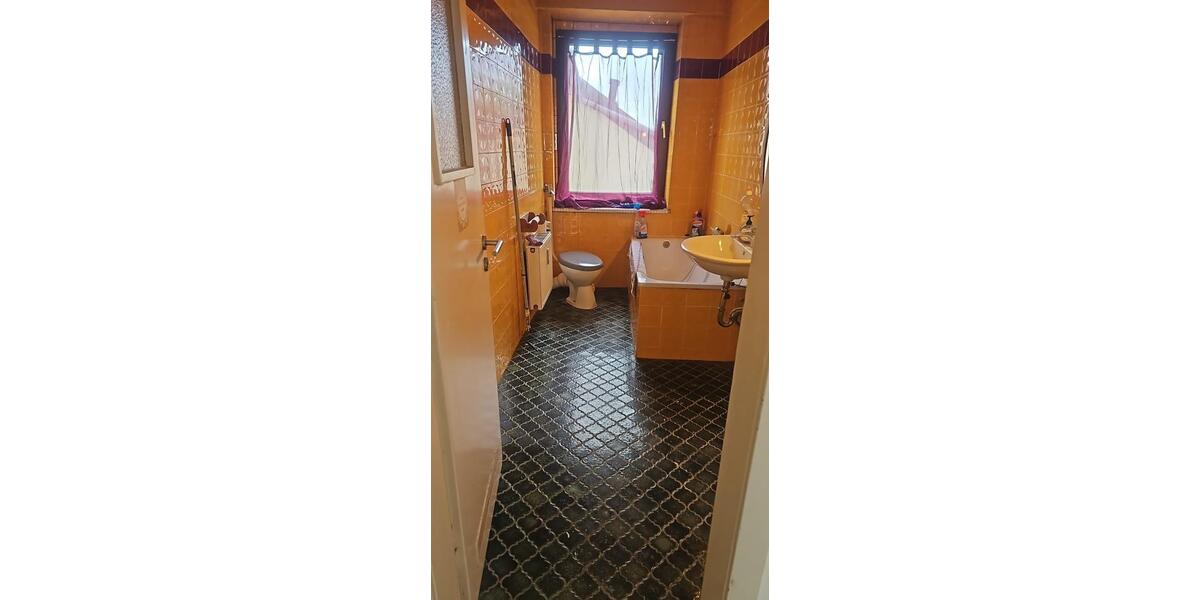 Mehrfamilienhaus, Wohnhaus Krefeld Cracau - 435.000&euro; | Angebot:27301312