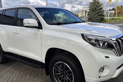 Toyota Land Cruiser 147.000 km 38.999 &euro; Kevelaer 47623