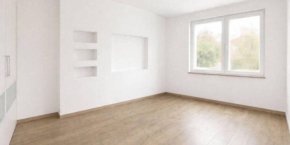 Mehrfamilienhaus, Wohnhaus Düsseldorf Mörsenbroich - 8 Zimmer, 215 m&sup2;, 945.000&euro; | Angebot:25969725