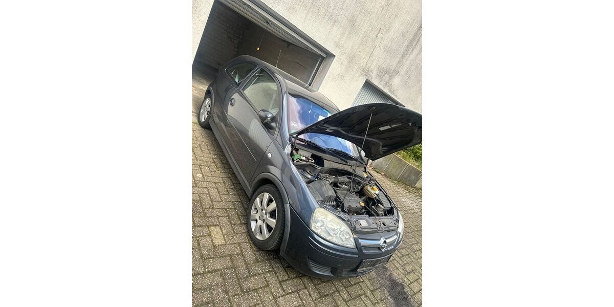 Opel Corsa 198.320 km 900 &euro; Duisburg 47178