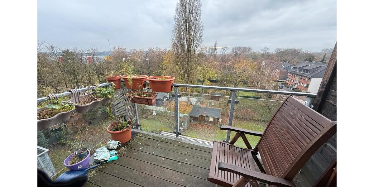 Dachgeschoßwohnung Duisburg Duisburg-Mitte - 3.5 Zimmer, 65 m&sup2;, 130.000&euro; | Angebot:25908168