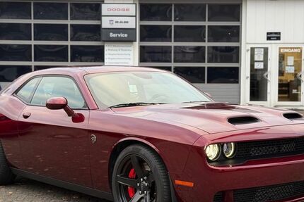 Dodge Challenger 7.600 km 90.300 &euro; Krefeld 47805