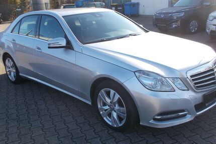Mercedes-Benz E 200 123.177 km 14.100 &euro; Willich 47877
