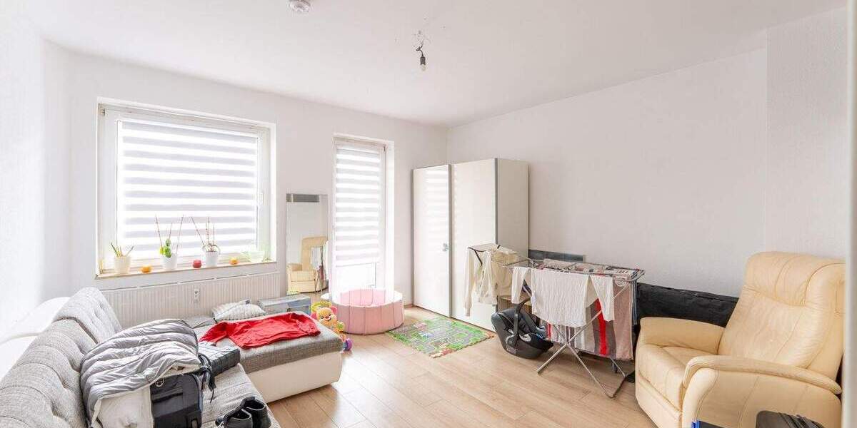 Etagenwohnung Krefeld Kempener Feld/Baakeshof - 6 Zimmer, 188 m&sup2;, 299.000&euro; | Angebot:25736351