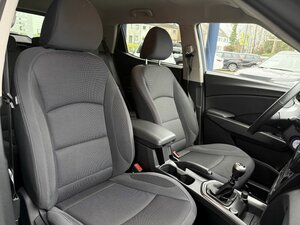 KGM Tivoli 6MT 2WD+Navi+Kamera+Sitzhzg.+Lichtauto. 6.187 km 19.980 &euro; Meerbusch 40667