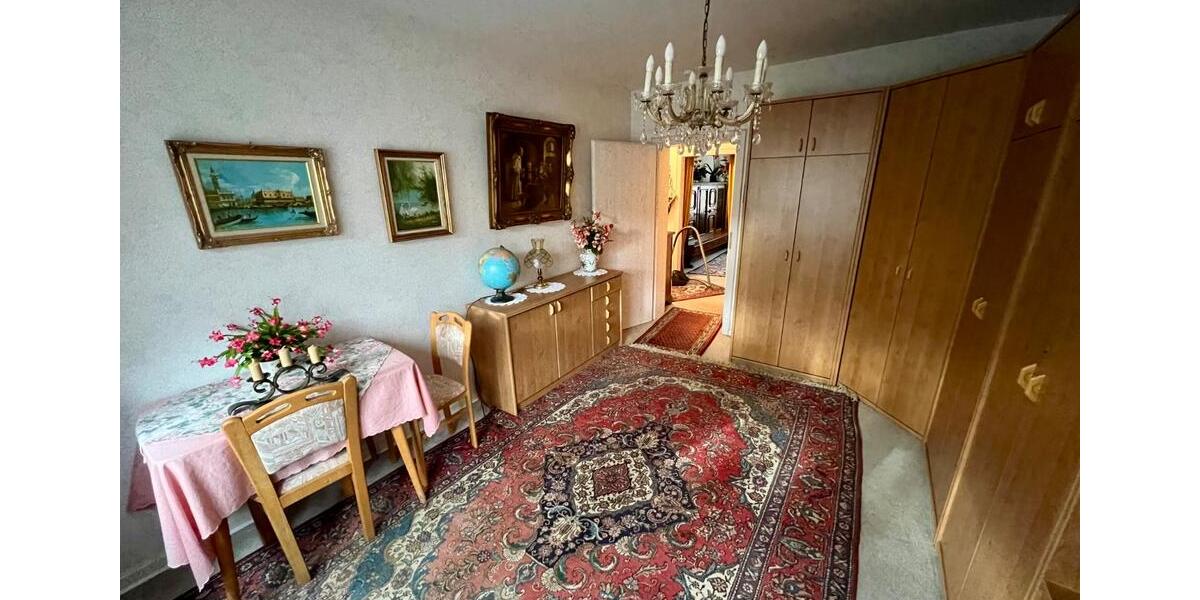 Etagenwohnung Essen Stadtbezirk II - 2 Zimmer, 1.100&euro; | Angebot:22261838